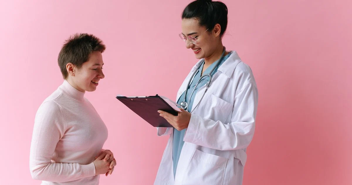 Cara Meningkatkan Keterampilan Komunikasi Klinis untuk Tenaga Kesehatan